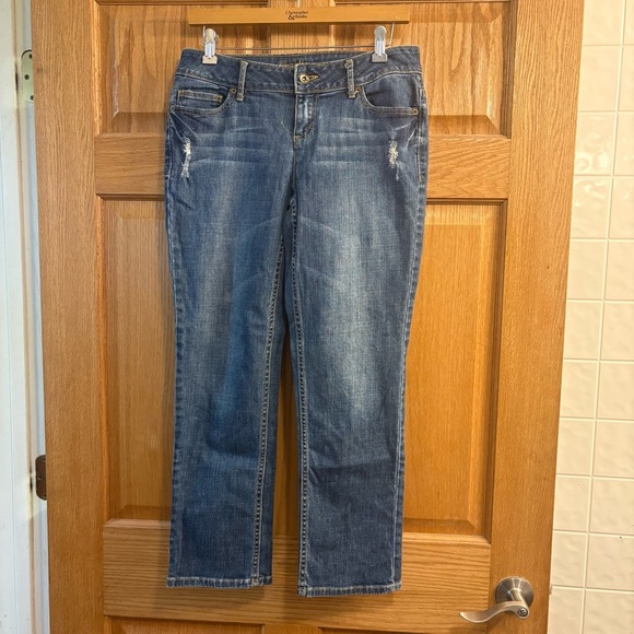 Simply Vera Wang Straight Leg Distressed Stretch Denim Blue Capri Jeans Womens 4 - Picture 1 of 6